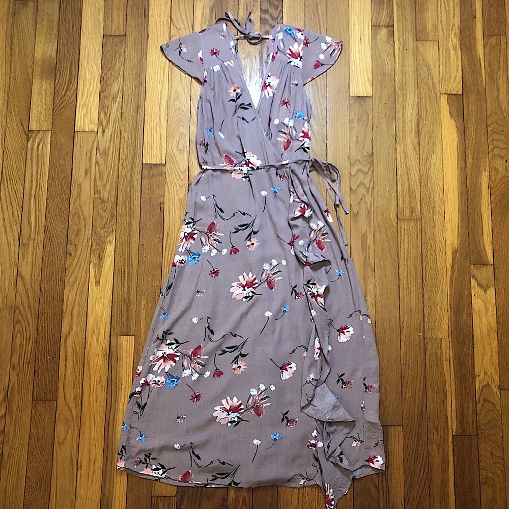 Floral V-neck Maxi Dress